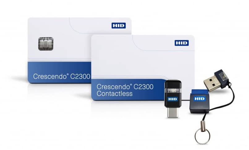 Image of crescendo security cards and USB keys 
